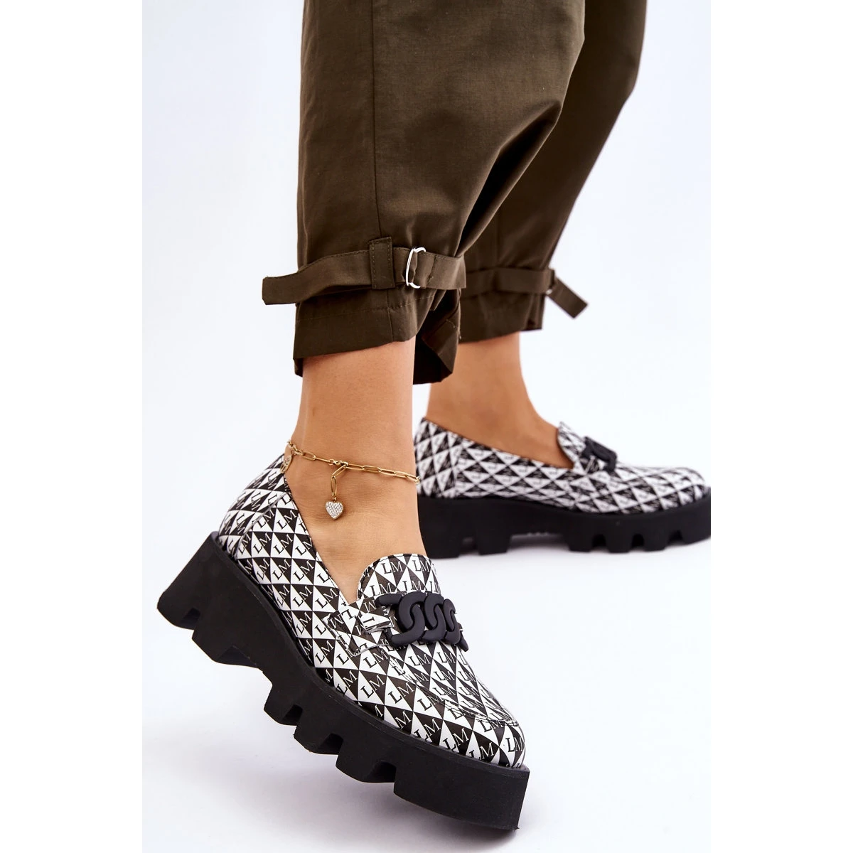 Mocassins Sur Une Plateforme Massive Laura Messi 2601 Noir Et Blanc Blanche Le Noir – Image 2