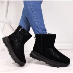 News Bottes De Neige En Daim Noir Pour Femme Le Noir