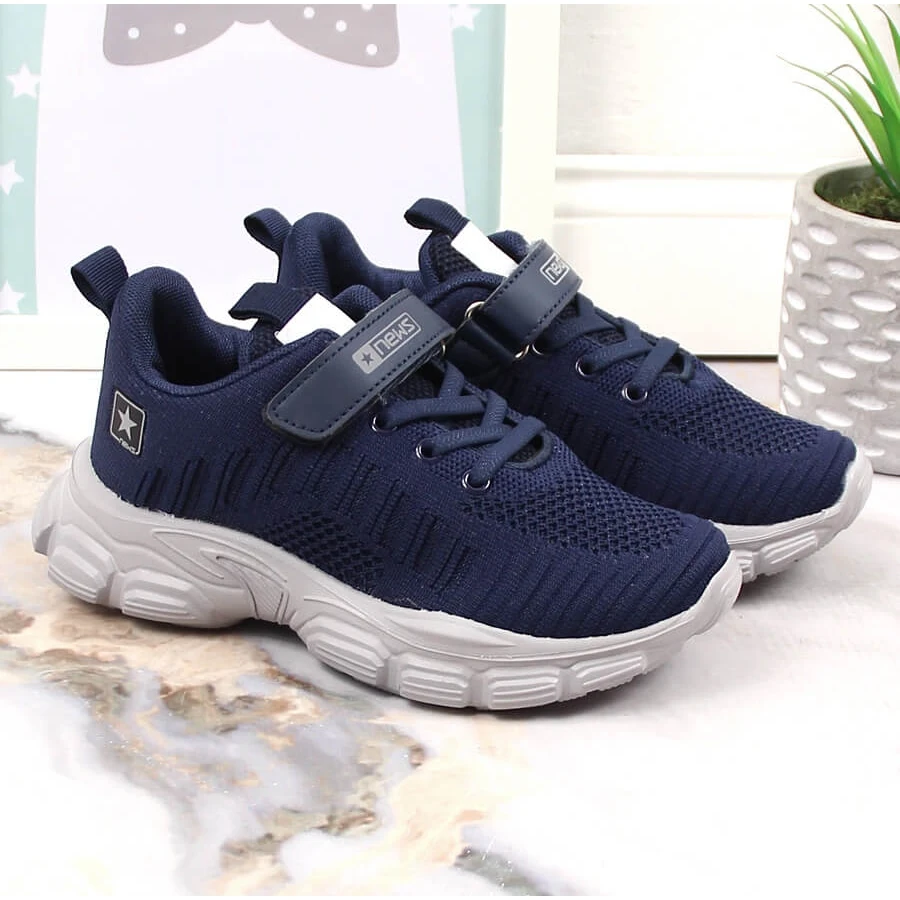 News Chaussures De Sport Pour Enfants Sur La Plate-forme Bleu Marine – Image 3
