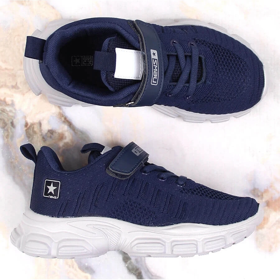 News Chaussures De Sport Pour Enfants Sur La Plate-forme Bleu Marine – Image 4