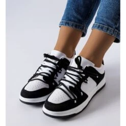 PA1 Baskets Noires De Hila Blanche