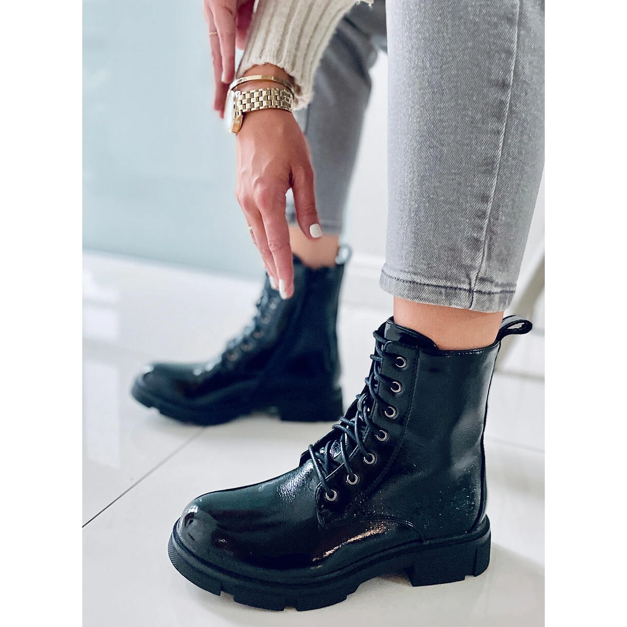 PA1 Bottines à Lacets Laquées Par Neil Black Le Noir – Image 5