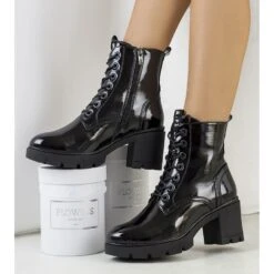 PA1 Bottines à Talons Laquées Noires Clemati Le Noir