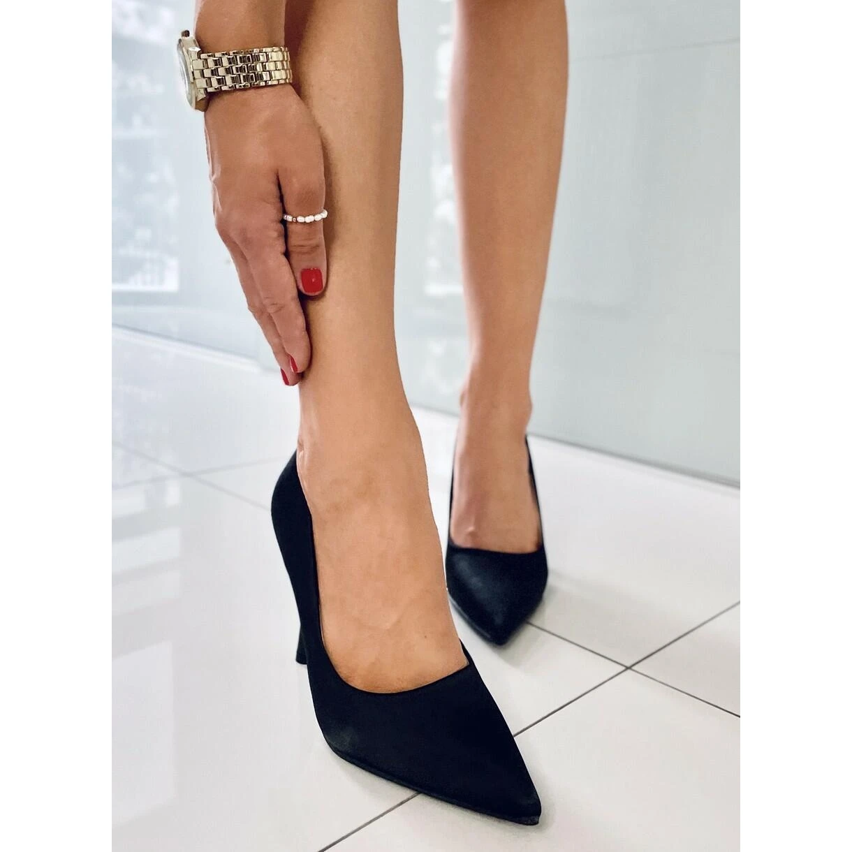 PA1 Escarpins à Talon Unique De Lesley Black Le Noir