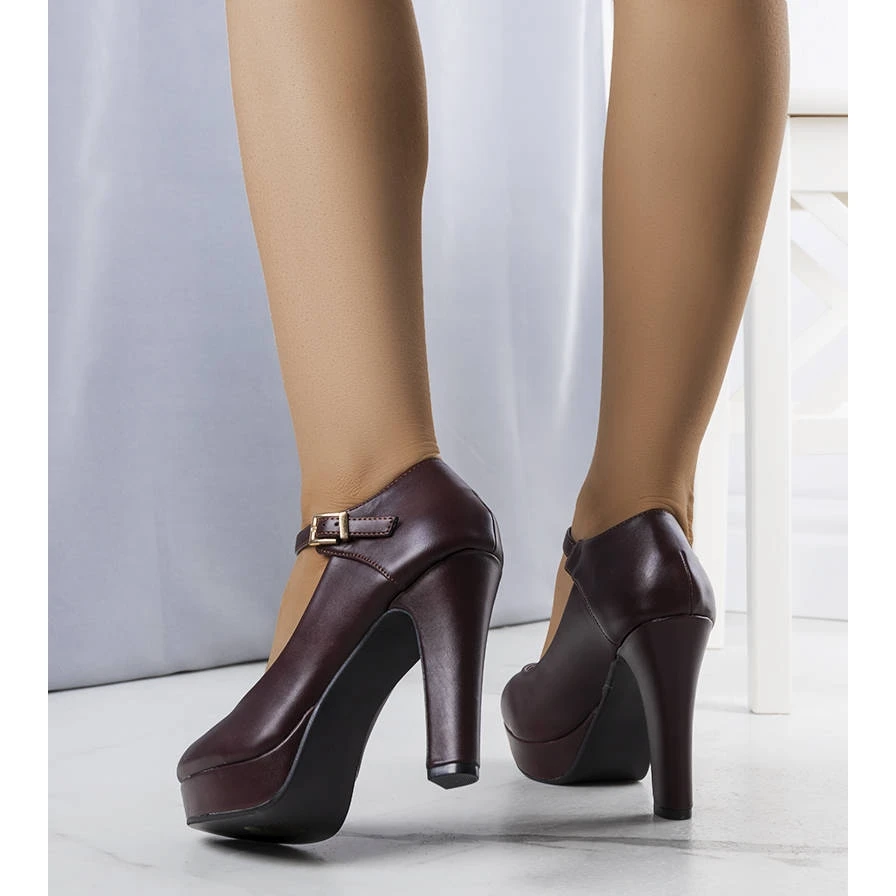 PA1 Escarpins Bordeaux à Talons Hauts De Bryce Brun – Image 2