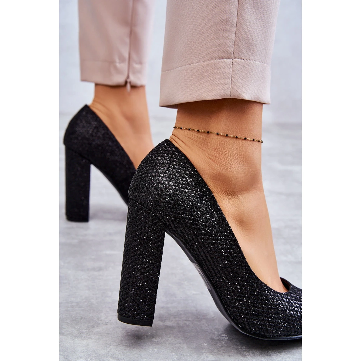 PA1 Escarpins Brillants Sur Un Talon Noir Elmira Le Noir – Image 5