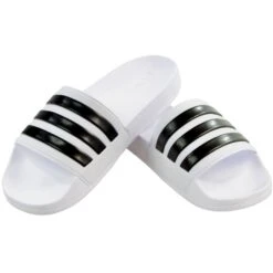 Pantoufles Adidas Adilette Shower Blanches AQ1702