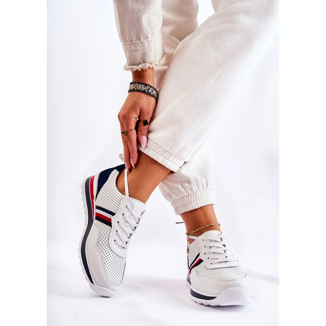 PE1 Chaussures De Sport Femme En Cuir Blanc Et Bleu Marine Jane Blanche – Image 2