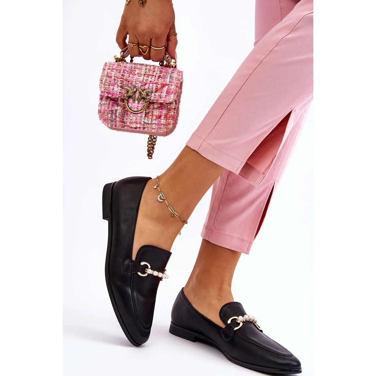 PG1 Mocassins Femme En Cuir Avec Perles Décoratives Noir Ishan Le Noir – Image 2