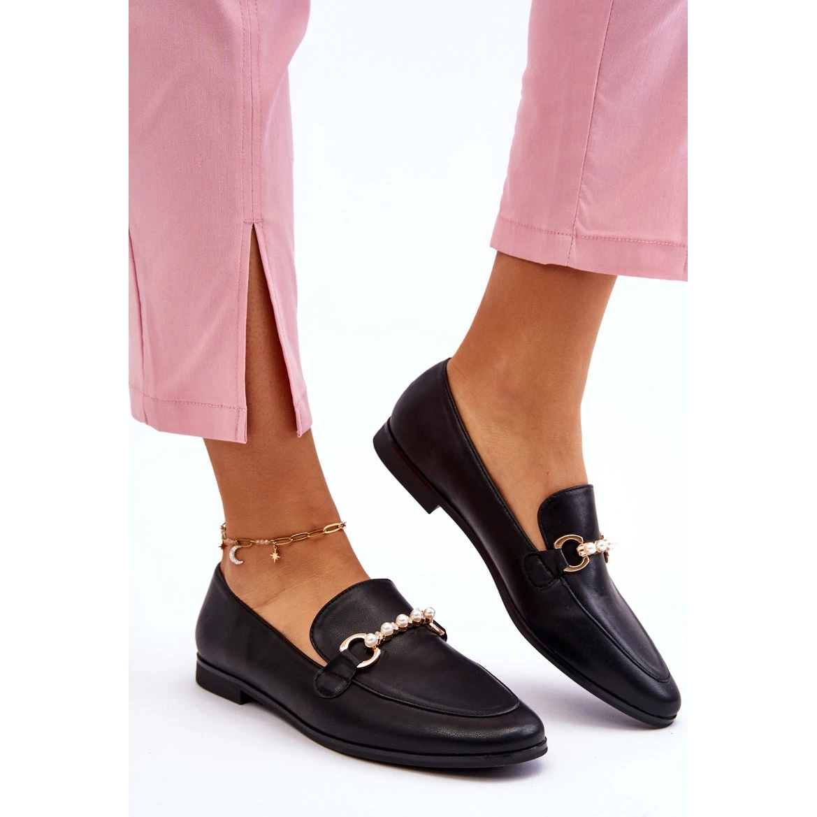 PG1 Mocassins Femme En Cuir Avec Perles Décoratives Noir Ishan Le Noir – Image 4