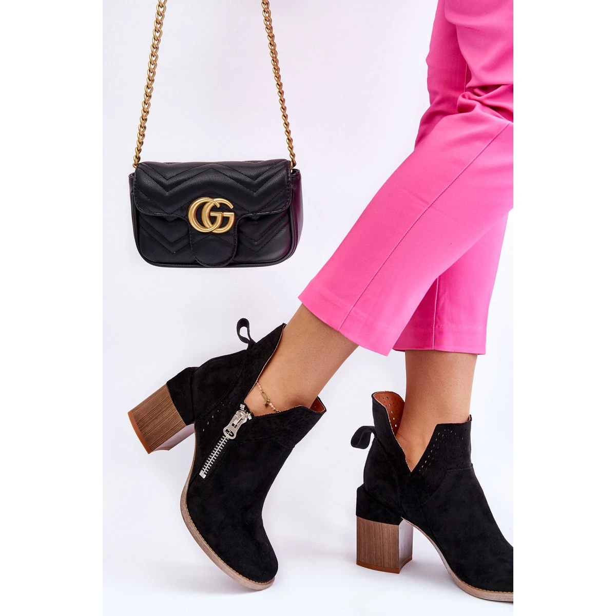 PM1 Bottes En Daim Sur Talons épais Camden Noir Le Noir – Image 5