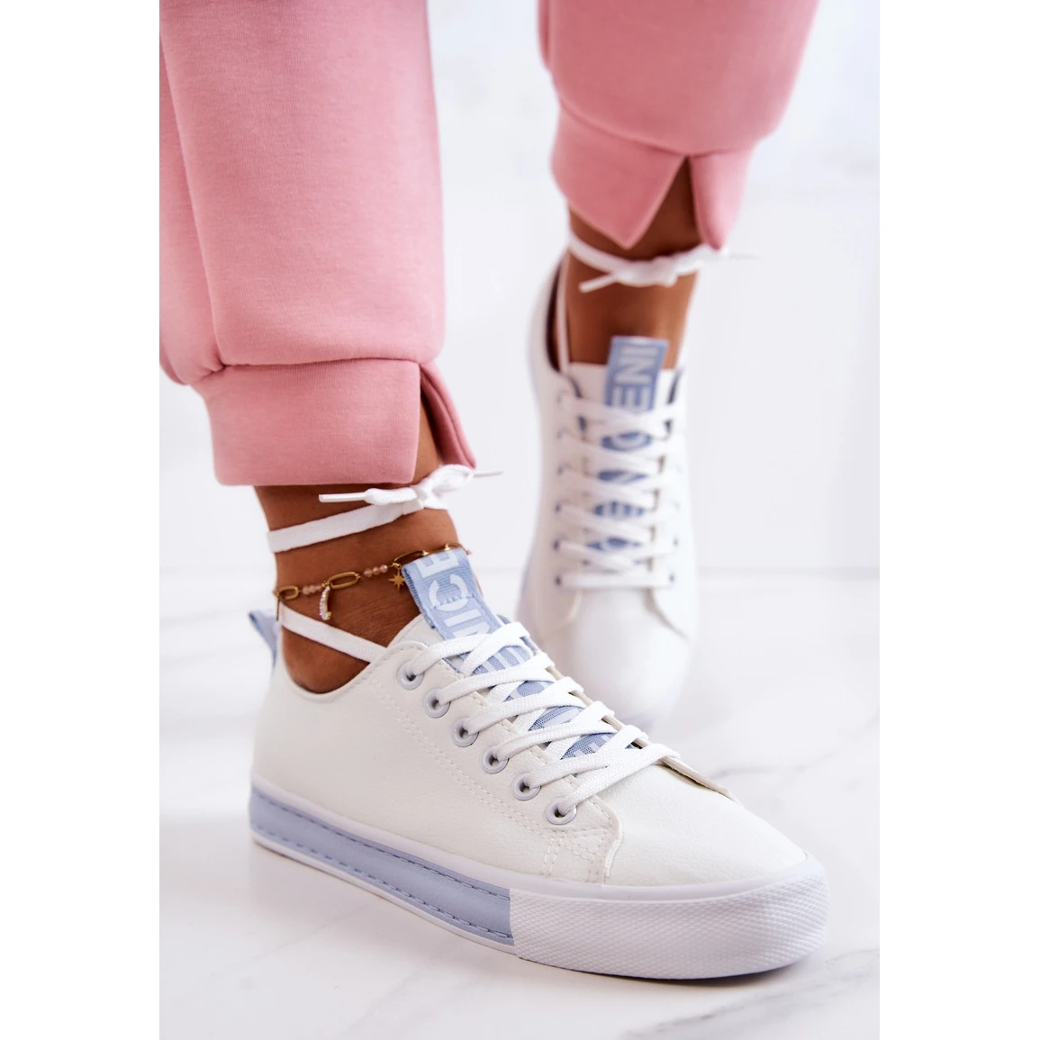 PS1 Baskets En Cuir Pour Femmes Blanches Et Bleues Mikayla