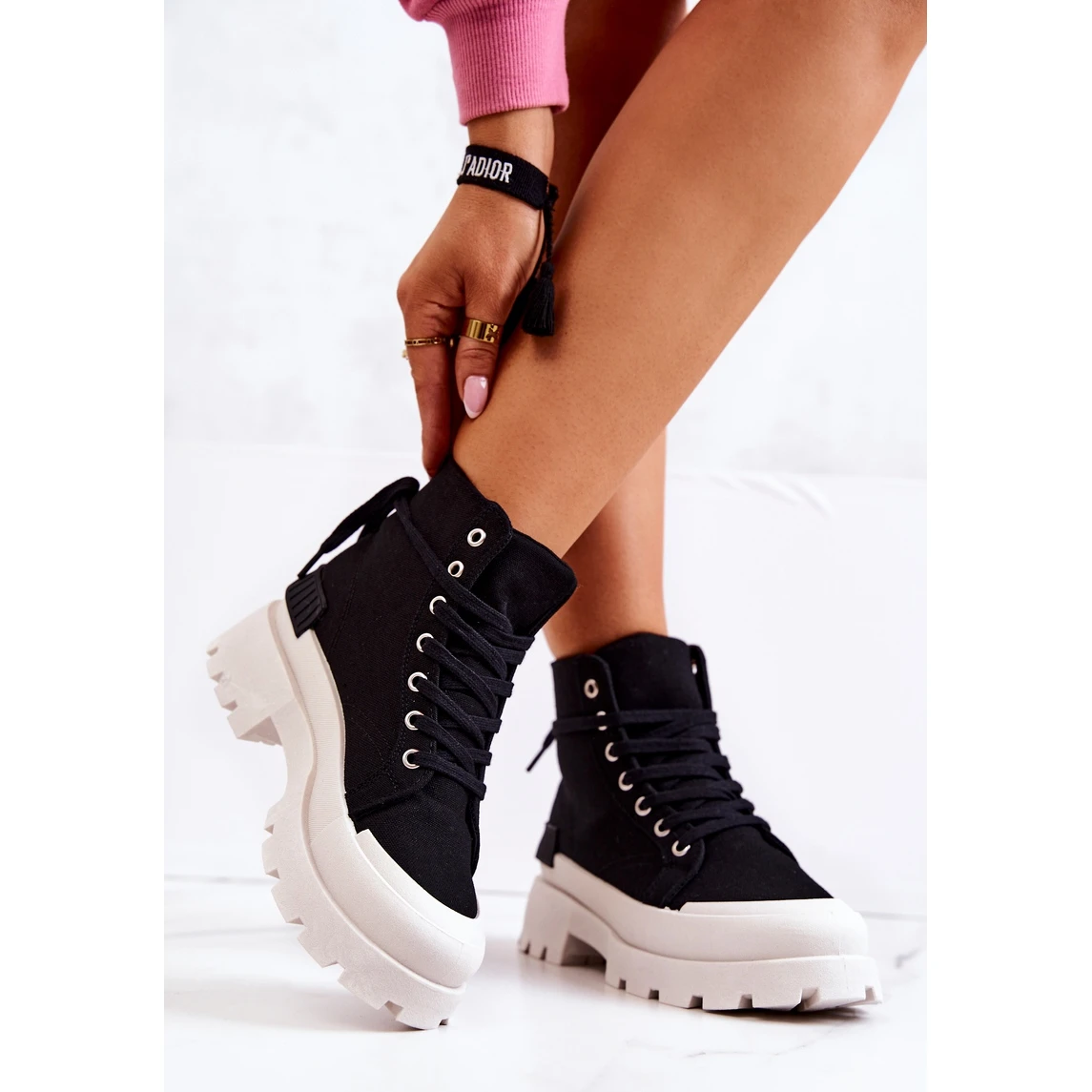 PS1 Bottes Noires Nouées Faithfull Le Noir – Image 3