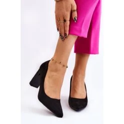 PS1 Escarpins En Daim Sur Un Talon à La Mode Noir Estellia Le Noir