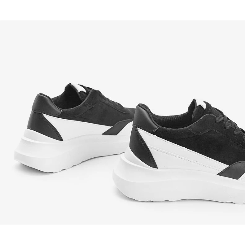 Sneakers Noires Avec Détails Blancs Sur Une Semelle Haute Barteks Blanche Le Noir – Image 3