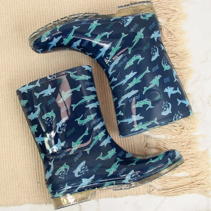 T.Sokolski Galoches Garçon Avec Requins Bleu Marine Par T. Sokolski – Image 2