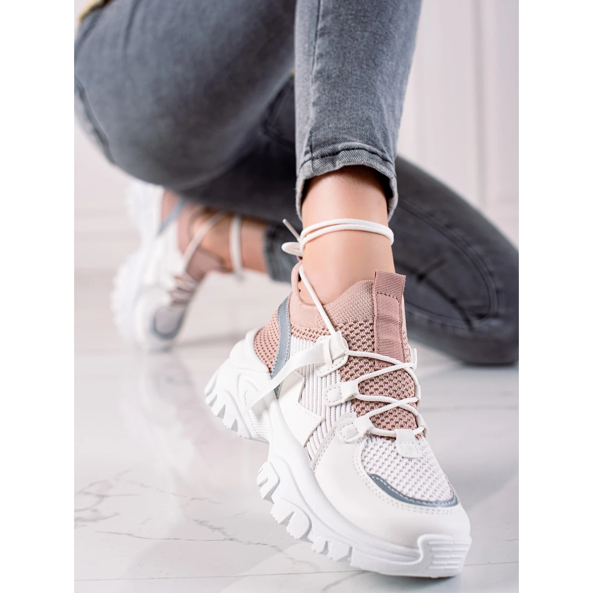 TRENDI Baskets à Lacets Confortables Blanche Rose – Image 3