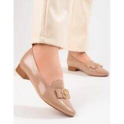 Vinceza Élégants Mocassins à Talons Bas Laqués De Vnceza Beige