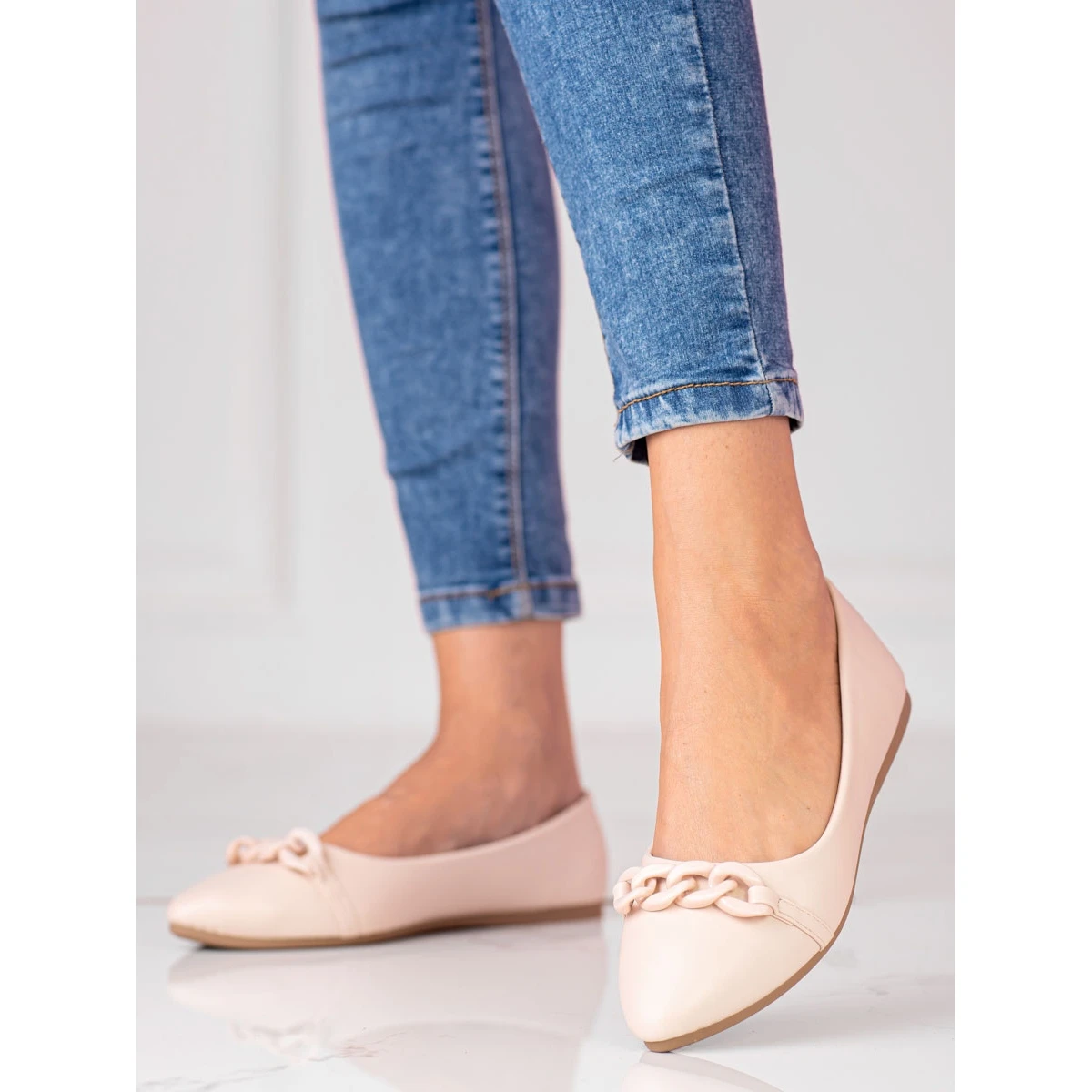 W. Potocki Ballerines Femme Beiges Avec Une Chaîne Potocki Pointue