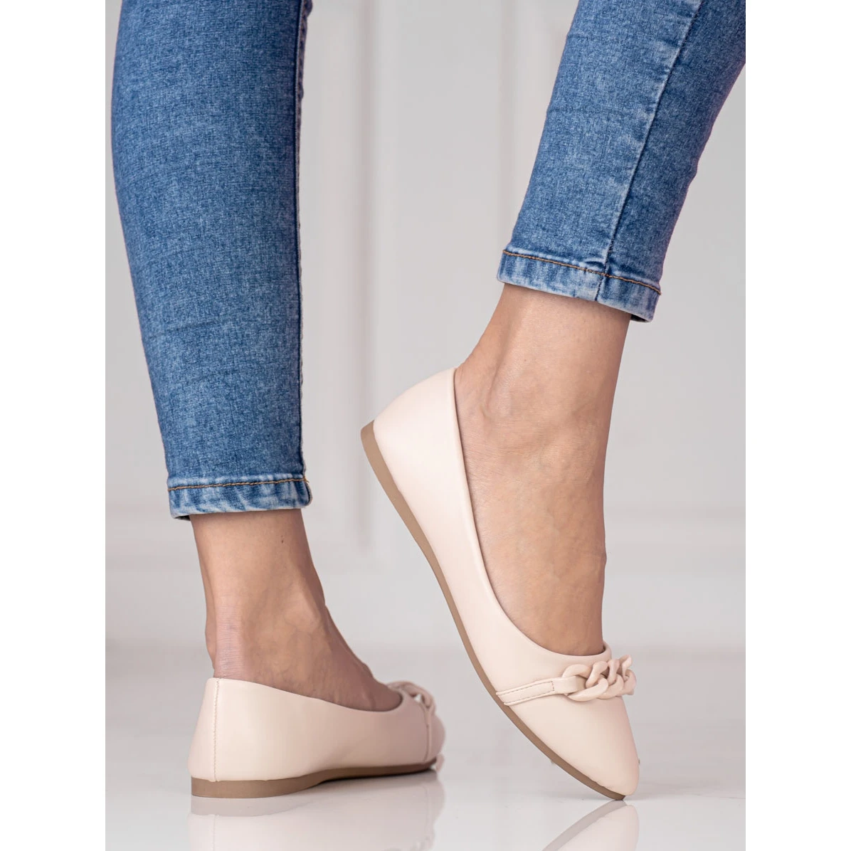 W. Potocki Ballerines Femme Beiges Avec Une Chaîne Potocki Pointue – Image 2