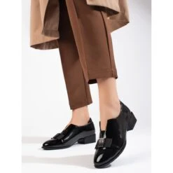 W. Potocki Escarpins Laqués élégants à Talons Potocki Noir Le Noir