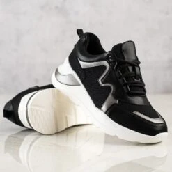 Weide Baskets Confortables Et élégantes Le Noir